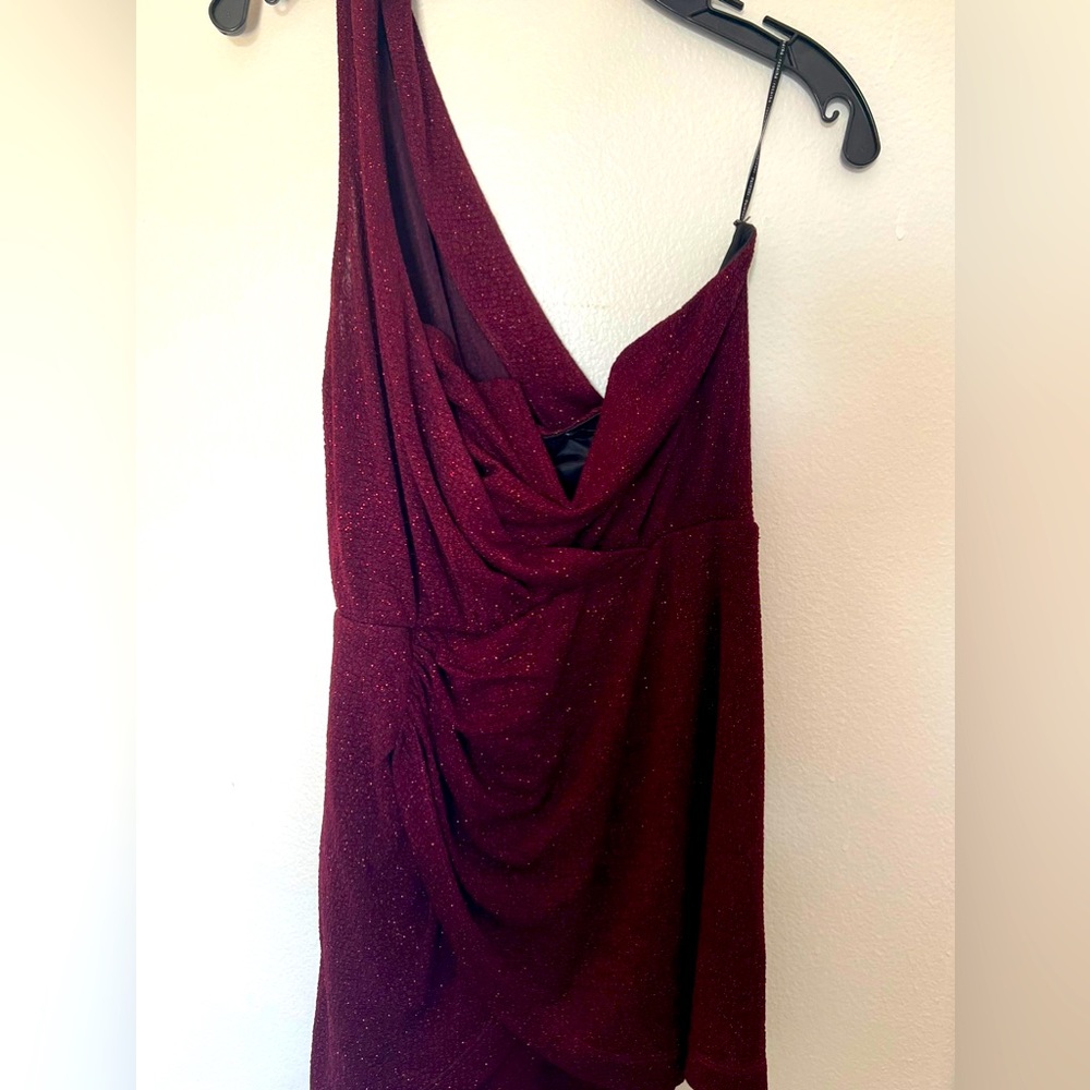 EUC Small mini burgundy lurex dress by Rosa Cha